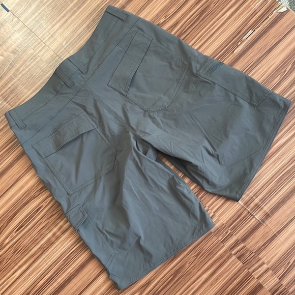 PATAGONIA Nylon Board Shorts Size 34 - Picture 6 of 11